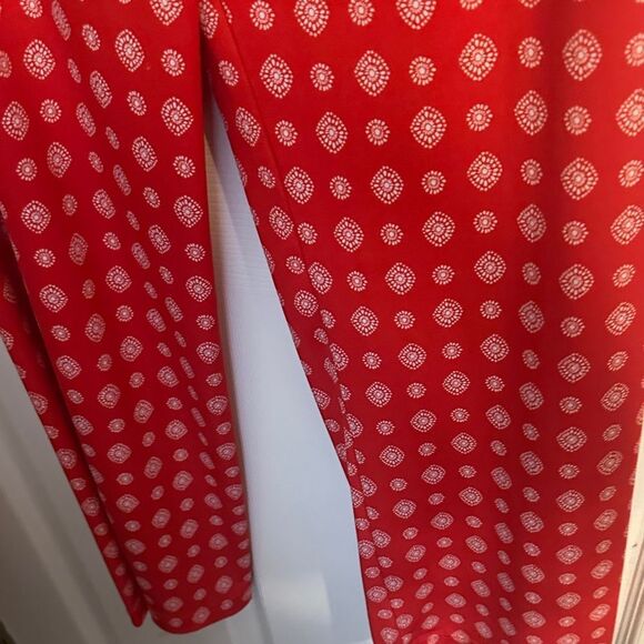 Vince Camuto Women's leggings red like new XXsmall - Picture 6 of 7